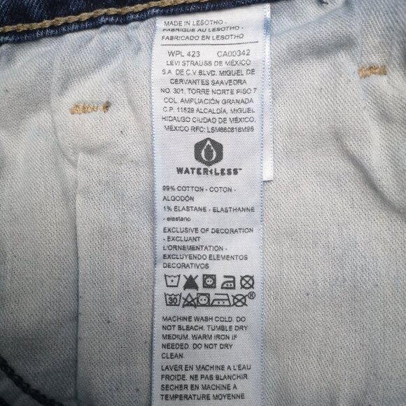 Signature Levi Strauss Relaxed Men's Size 36/30 Medium Wash Blue Jeans - Picture 5 of 13